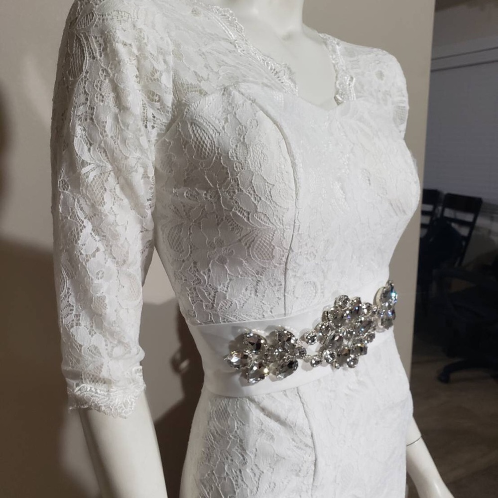 New wedding gown size 4